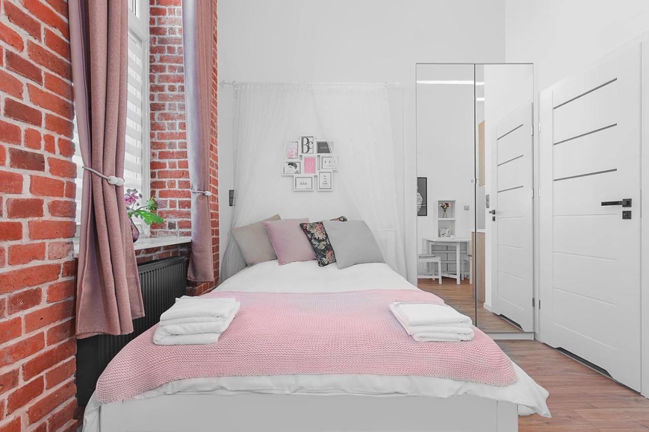 Princess Dream Apartment In The Heart Of Breslavia Esterno foto